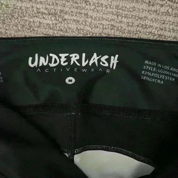 Underlash M yoga leggings - Picture 3 of 4